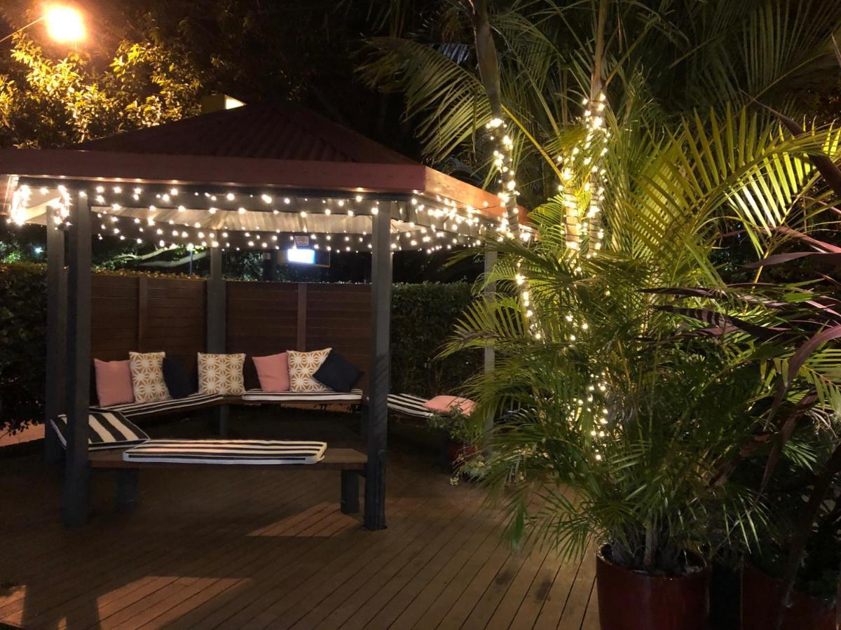 Ocean Park Motel & Holiday Apartments Кофс Харбър Екстериор снимка